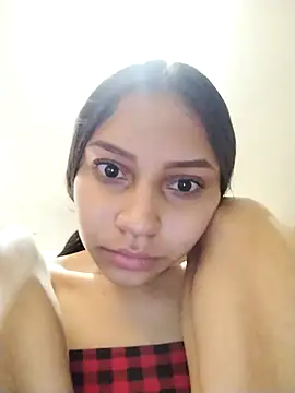 Snapshot of emma_ambar chatting on 09.12.25 emma ambar online show from 09.12.25