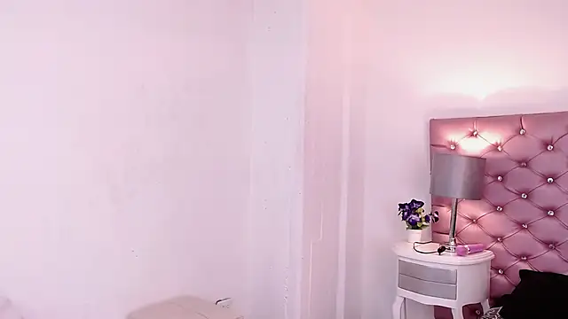 Snapshot of Angie99_gh chatting on 02.27.25 Angie99 gh online show from 02.27.25