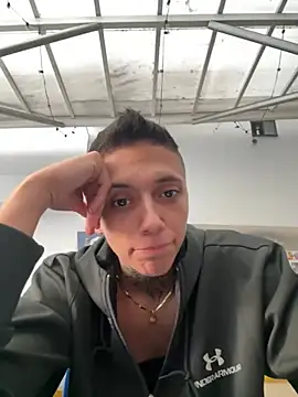 Snapshot of _PhillipBrown chatting on 02.02.25 PhillipBrown online show from 02.02.25