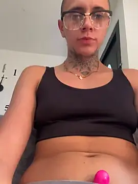 Snapshot of _PhillipBrown chatting on 03.15.25 PhillipBrown online show from 03.15.25