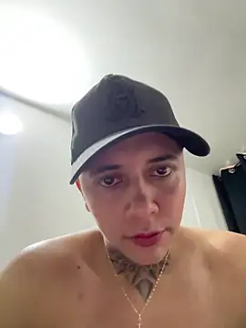 Snapshot of _PhillipBrown chatting on 02.18.26 PhillipBrown online show from 02.18.26