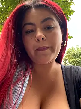 lia moon77 online show from 10.10.25