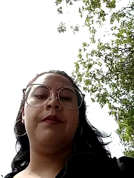 lara moon25 online show from 12.16.24