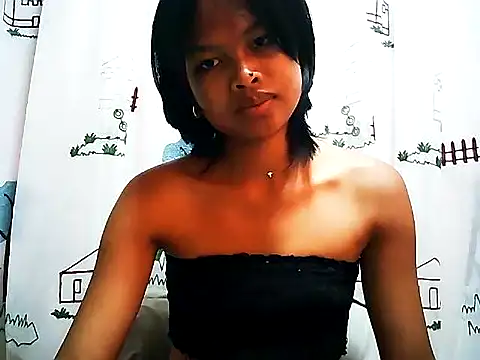 Snapshot of Rakonalie chatting on 12.28.24 Rakonalie online show from 12.28.24