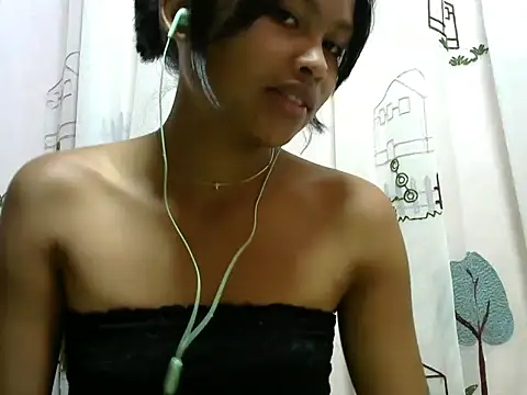 Snapshot of Rakonalie chatting on 12.30.24 Rakonalie online show from 12.30.24