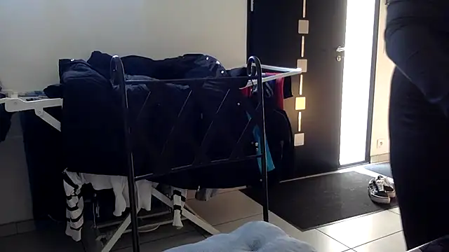 Snapshot of vanillesoumise chatting on 03.03.25 vanillesoumise online show from 03.03.25