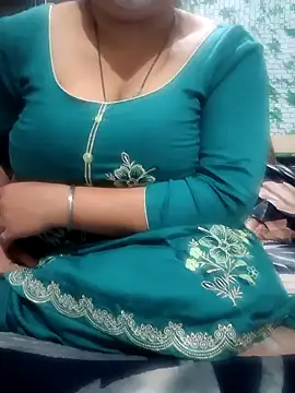 Snapshot of Bbw_Juice_Wife chatting on 02.10.25 Bbw Juice Wife online show from 02.10.25