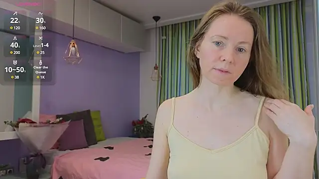 Snapshot of JanePearl chatting on 01.23.25 JanePearl online show from 01.23.25