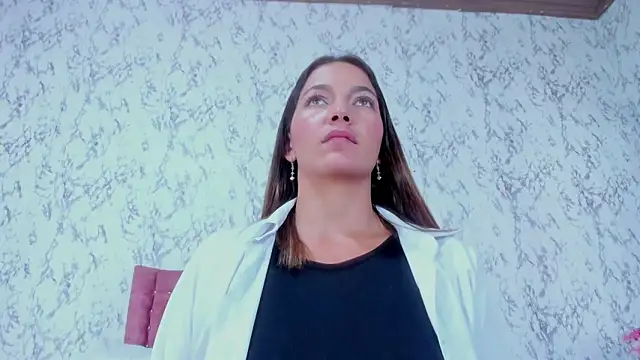 Snapshot of Mia_Malkovaa_ chatting on 02.05.26 Mia Malkovaa online show from 02.05.26