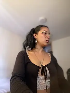 baby lizy online show from 03.11.26