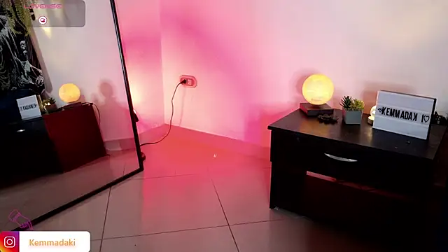 kemmadakii online show from 04.17.26