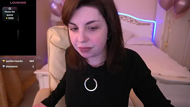 MirandaWong online show from 02.13.25