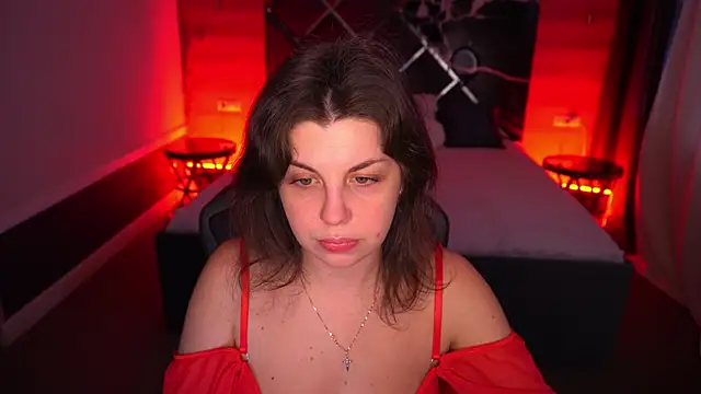 MirandaWong online show from 10.28.25