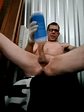 Snapshot of kasper9677 chatting on 10.12.25 kasper9677 online show from 10.12.25