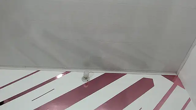 Kitten Hot  online show from 02.13.26