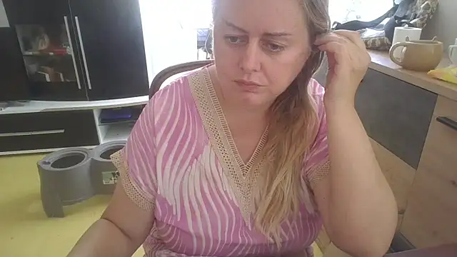 Meliss Official9 online show from 09.12.25