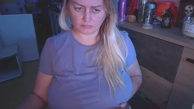 Meliss Official9 online show from 10.30.25