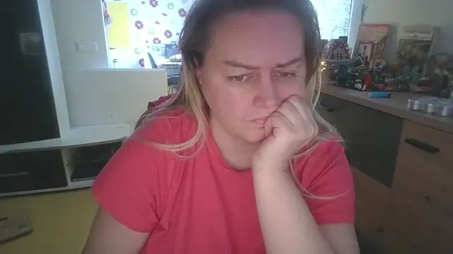 Snapshot of Meliss_Official9 chatting on 01.10.26 Meliss Official9 online show from 01.10.26