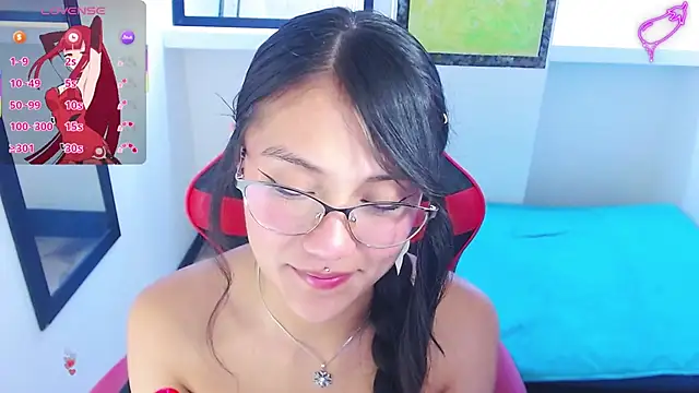 Catalehia Milk online show from 03.13.25