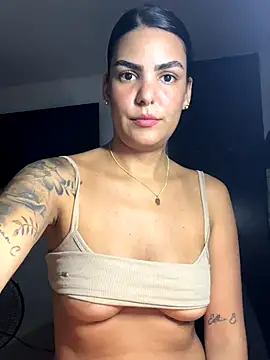 Snapshot of MARYADSUARD chatting on 10.03.25 MARYADSUARD online show from 10.03.25