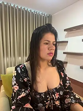 Alice Biel online show from 01.19.25