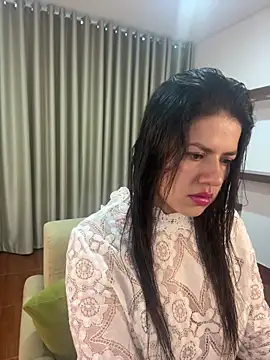 Alice Biel online show from 02.23.25