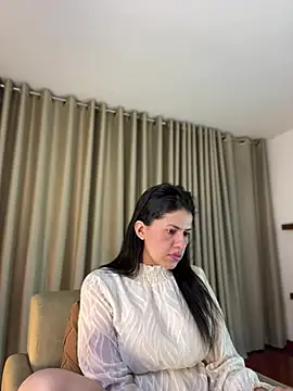 Alice Biel online show from 06.21.26