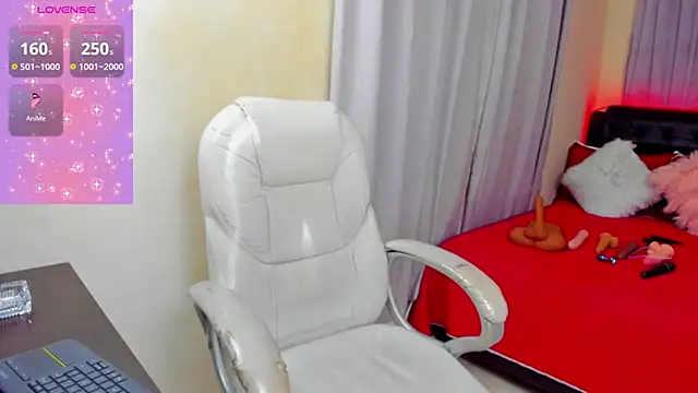 Hot beauty   online show from 01.23.25