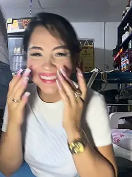 Hot beauty   online show from 03.04.25