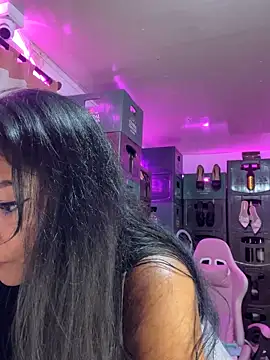 Hot beauty   online show from 09.13.25