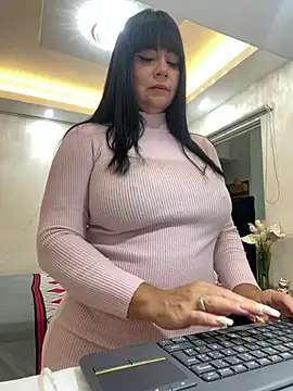 Hot beauty   online show from 06.06.26
