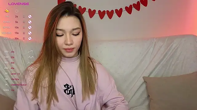 LuxuryGirl   online show from 03.08.25