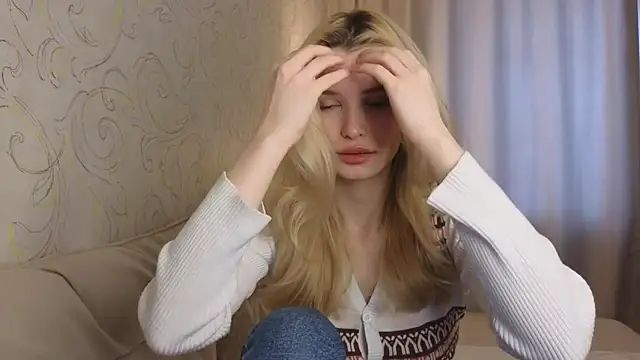 Snapshot of elsa_limerence chatting on 02.26.26 elsa limerence online show from 02.26.26