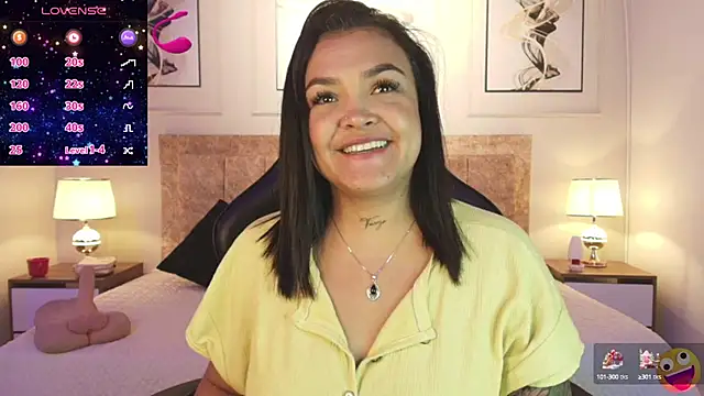 Snapshot of lyn_adamns chatting on 12.26.24 lyn adamns online show from 12.26.24