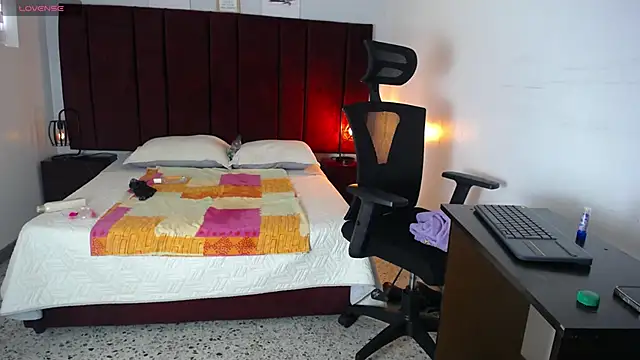 Zuzana21 online show from 03.03.25