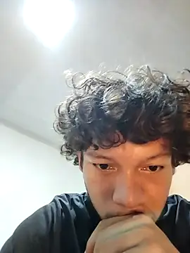 Zombra 42 online show from 09.24.25