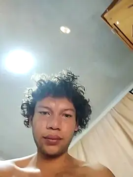 Zombra 42 online show from 10.14.25