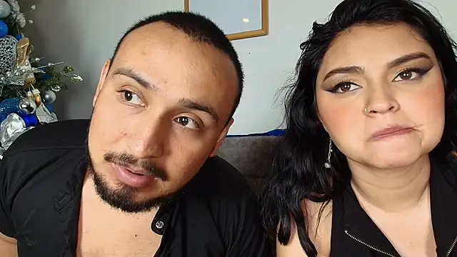 Snapshot of XXCOUPLESSEX chatting on 01.04.25 XXCOUPLESSEX online show from 01.04.25