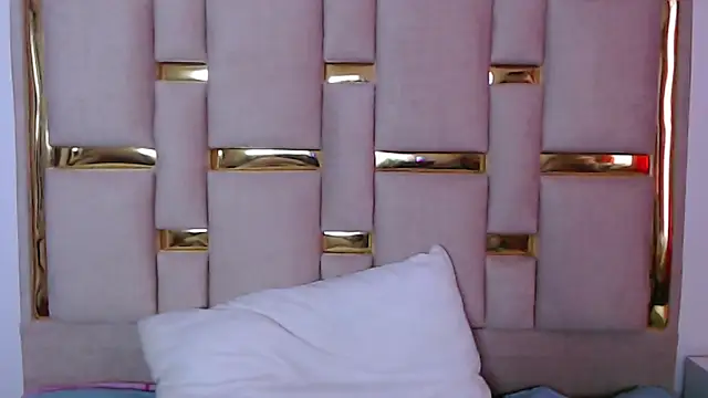 nina carther online show from 11.13.25