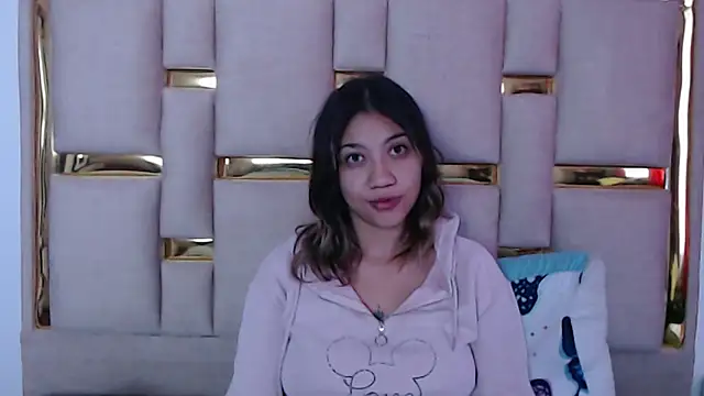 nina carther online show from 11.15.25