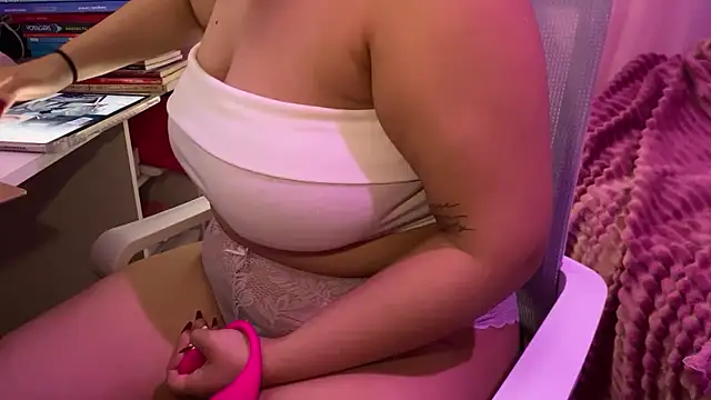 hannahcdmx online show from 11.12.25