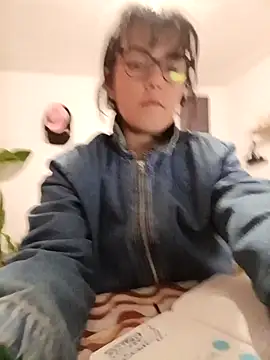 Snapshot of Tiramisu89 chatting on 02.26.26 Tiramisu89 online show from 02.26.26