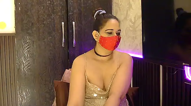 fabdemira online show from 12.02.24