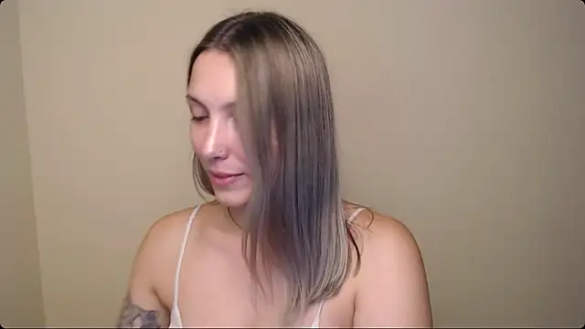 VanessaMay  online show from 09.08.25