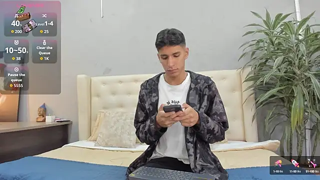 kieran derek online show from 09.28.25