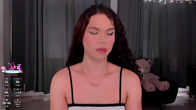 Snapshot of gatitavenecis chatting on 06.26.26 gatitavenecis online show from 06.26.26