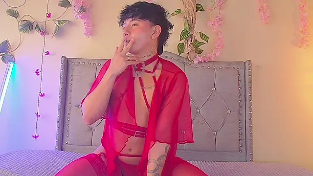 Snapshot of daimond_01 chatting on 12.05.25 daimond 01 online show from 12.05.25