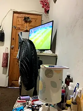 Snapshot of Johnras121 chatting on 11.02.25 Johnras121 online show from 11.02.25