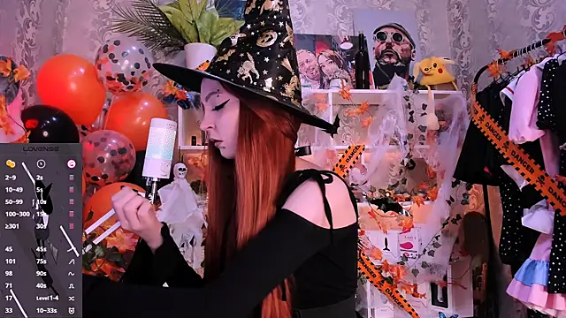 Snapshot of _AsyaSweet chatting on 10.30.25 AsyaSweet online show from 10.30.25