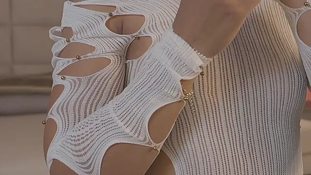 emma brooks1 online show from 01.31.26